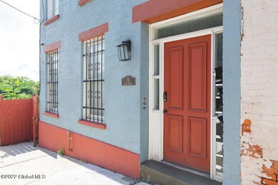 32 Park Ave unit 3, Albany, NY 12202 - photo 2