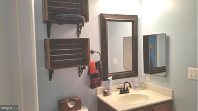 23580 F D R Blvd unit 306, California, MD 20619 - photo 7