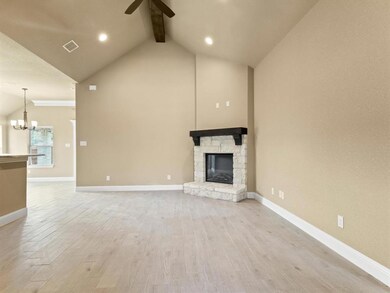 936 E 5th St, Springtown, TX 76082 - photo 5