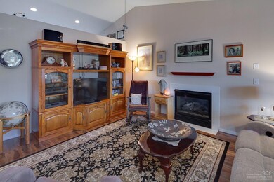 2144 NW Jackpine Ct, Redmond, OR 97756 - photo 3