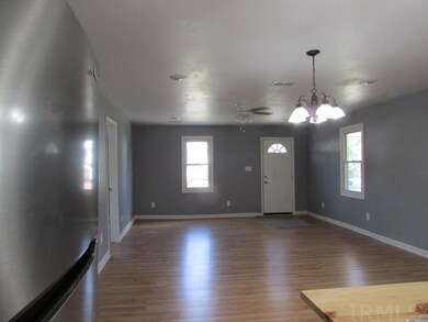 513 N Seminary St, Princeton, IN 47670 - photo 4