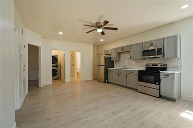 Kitchen/Living Area