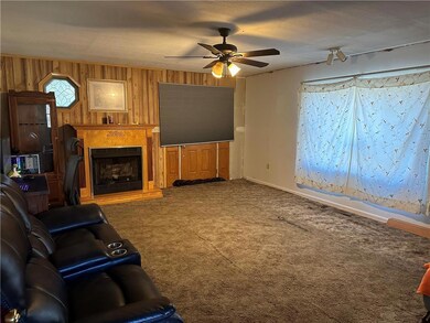 2970 Avery Rd, Slatington, PA 18080 - photo 4