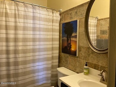 80 Maple Ave unit D, Great Barrington, MA 01230 - photo 7