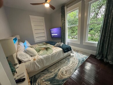 3210 Hampton Rd unit A, B, C, Austin, TX 78705 - photo 2