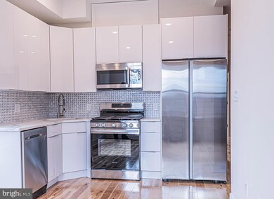 2257 Dickinson St unit B, Philadelphia, PA 19146 - photo 3