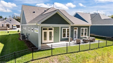 5227 Sunny Brook Ct, Clemmons, NC 27012 - photo 6