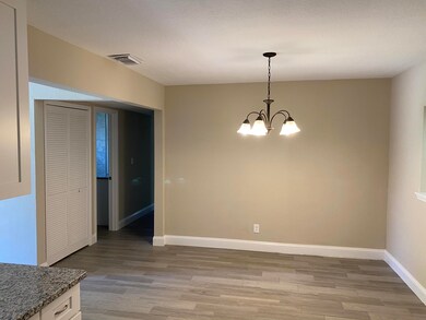 8943 Macarthur Ct S, Jacksonville, FL 32216 - photo 7