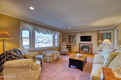 40 Darlene Ave, Pittsfield, MA 01201 - photo 6