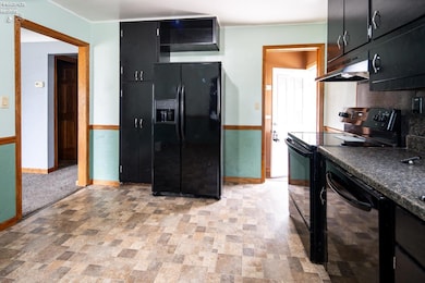 615 Gibson St, Fremont, OH 43420 - photo 5