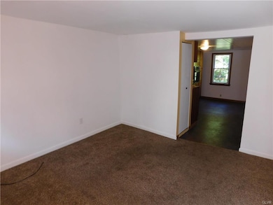 219 E High St, Coaldale, PA 18218 - photo 2