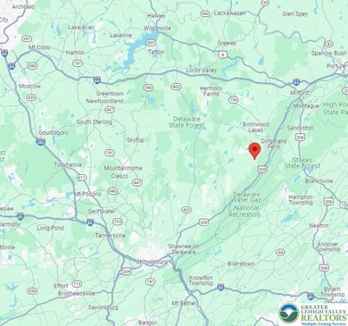 160 Oakridge Dr unit 137, Dingmans Ferry, PA 18328 - photo 5