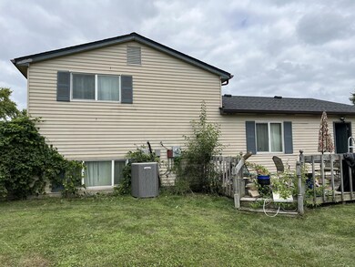 3083 Falcon Bridge Dr, Columbus, OH 43232 - photo 6