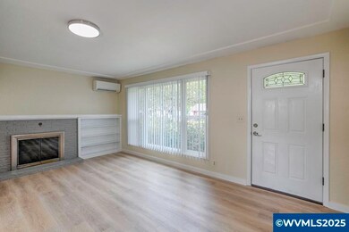 2635 5th St NE, Salem, OR 97301 - photo 4