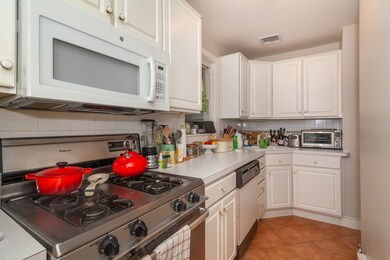 52 Herrick Rd unit 2, Newton Center, MA 02459 - photo 4