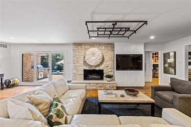 6106 Brandeis Ln, Dallas, TX 75214 - photo 4