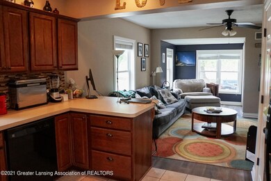 1310 W Allegan St, Lansing, MI 48915 - photo 3