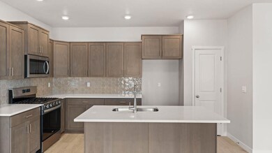 21773 SE Stromboli Ln, Bend, OR 97702 - photo 6