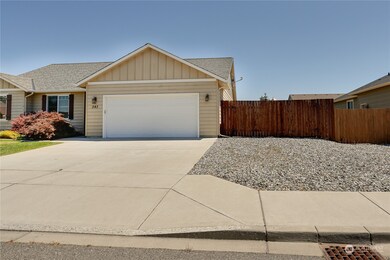 343 N Newark Ave, East Wenatchee, WA 98802 - photo 2