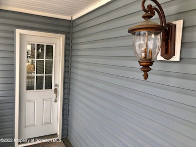 524 Spring St, Moosic, PA 18507 - photo 7