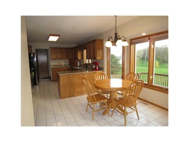 Eat-in Kitchen.