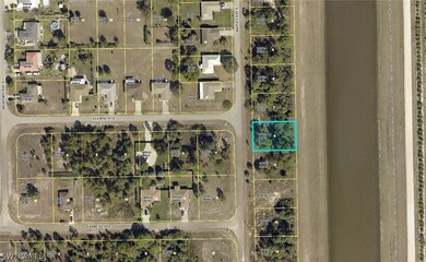 915 Naples Ave S, Lehigh Acres, FL 33974 - photo 3