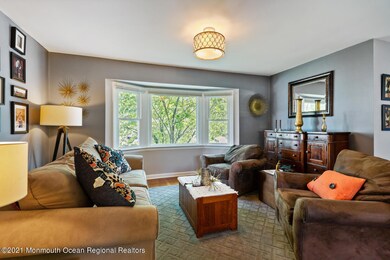 615 Laurel Avenue Hazlet NJ-large-009-01