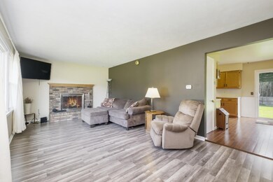 405 Hill Lake Ave, Wayland, MI 49348 - photo 4