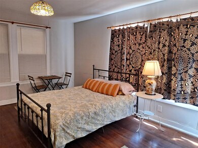 1906 San Gabriel St unit 14, Austin, TX 78705 - photo 3