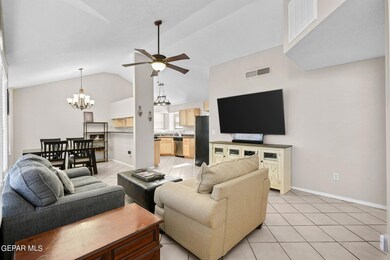 613 Orchid Dr, Horizon City, TX 79928 - photo 4