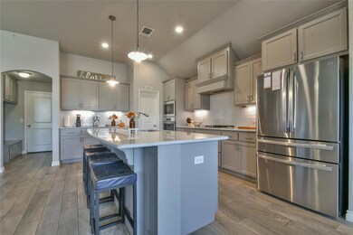 721 Carolyn Ridge Rd, Norman, OK 73071 - photo 6