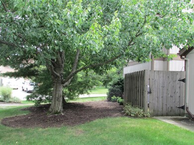 632 Farler Dr, Columbus, OH 43213 - photo 6