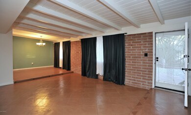 Gorgeous Scored Concrete Floors