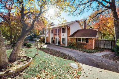 1005 Overhill Dr, Bedford, TX 76022 - photo 4