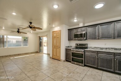 8015 W Montecito Ave, Phoenix, AZ 85033 - photo 6