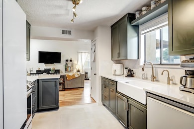 4220 65th St NW, Albuquerque, NM 87120 - photo 4