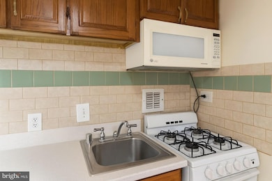1121 Arlington Blvd unit 503, Arlington, VA 22209 - photo 7