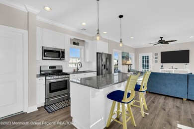 231 Sandlewood Dr, Bayville, NJ 08721 - photo 5