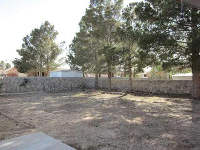 15340 Fairwood Ct, Horizon City, TX 79928 - photo 3