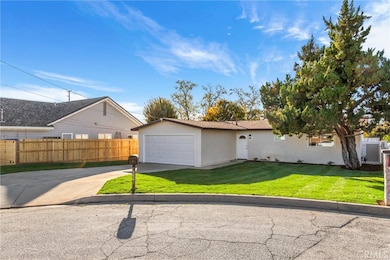 13376 Robin Ct, Yucaipa, CA 92399 - photo 2