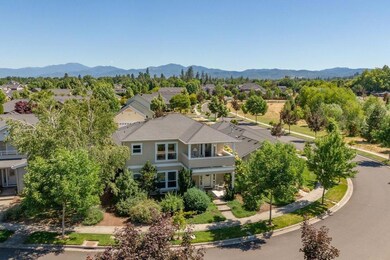 1116 Buck Point St, Central Point, OR 97502 - photo 2