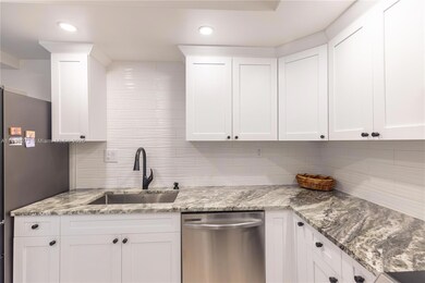 Silver Thatch Atlantic Plaza unit 1820, Pompano Beach, FL 33062 - photo 5