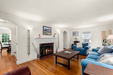 75 Westland Rd, Weston, MA 02493 - photo 5