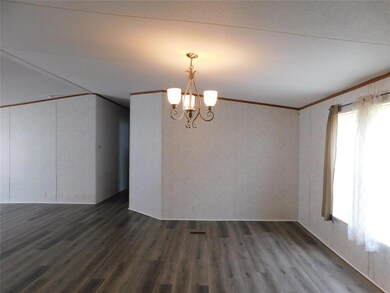 2912 Paluxy Trail, Granbury, TX 76048 - photo 5