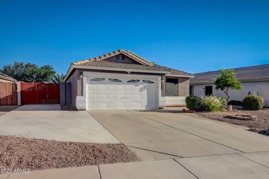 3-web-or-mls-W 6th Ave-003