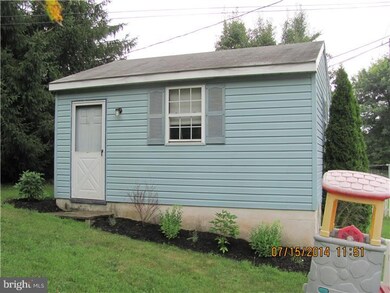 290 9th St, Sellersville, PA 18960 - photo 2