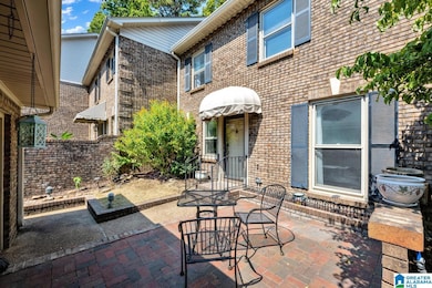 1722 Mountain Laurel Ln, Birmingham, AL 35244 - photo 2