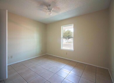 311 E Crockett Ave, Alamo, TX 78516 - photo 5