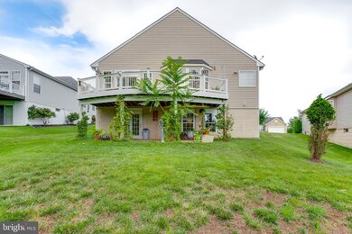 16218 Timid Creek Ct, Dumfries, VA 22025 - photo 4
