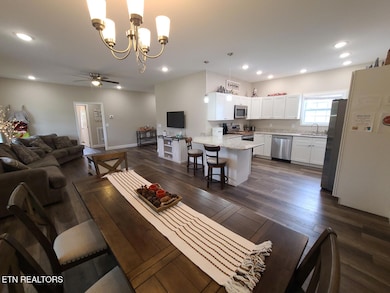 106 MacA Ridge Cir, Clarkrange, TN 38553 - photo 6